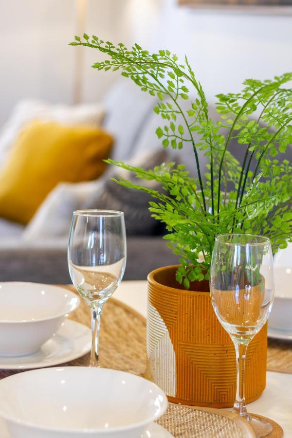 כרייסטצ'רץ' Walk To Central City 2 Bed 2 Bath. Madras Street מראה חיצוני תמונה